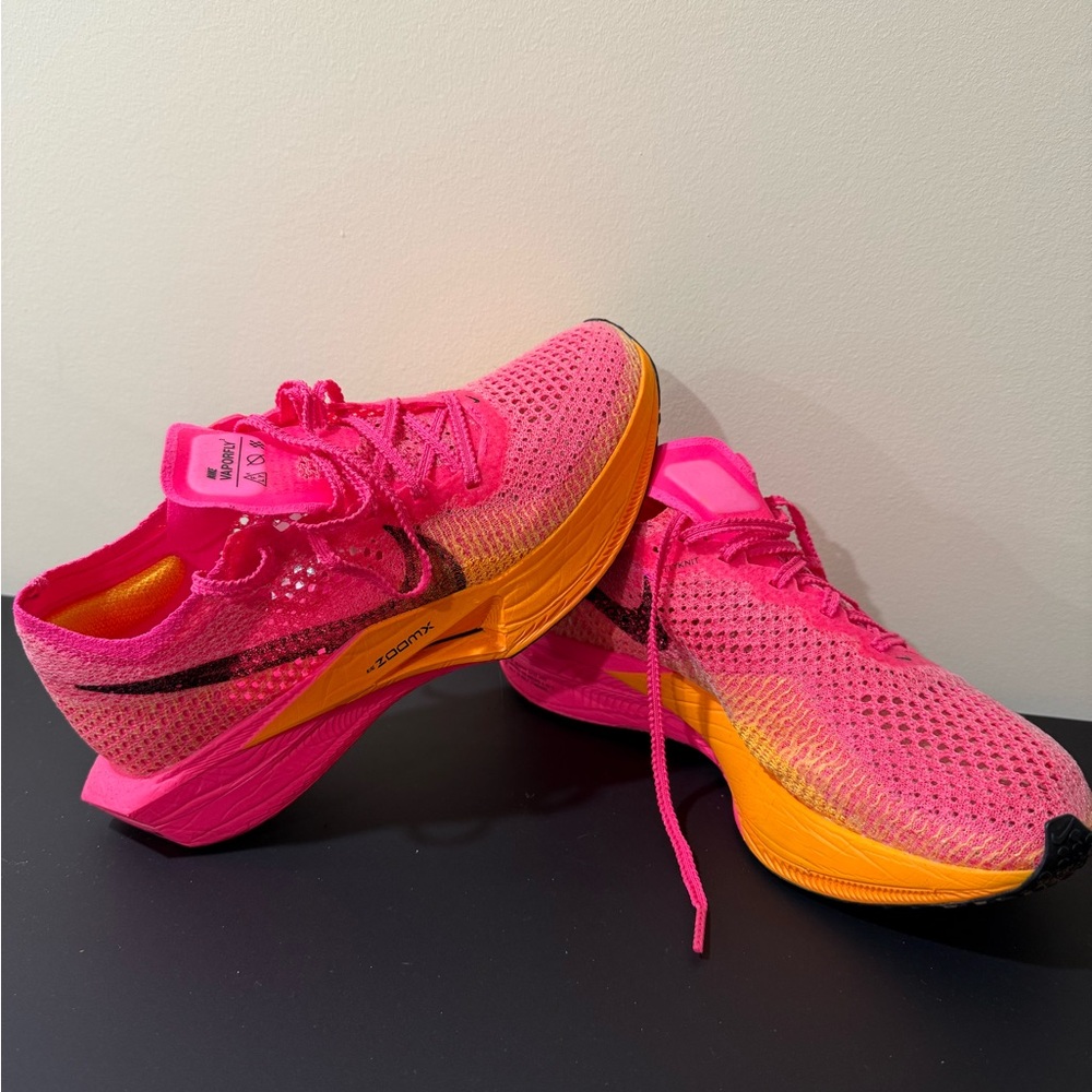 Nike Women's Vaporfly Running Sneaker